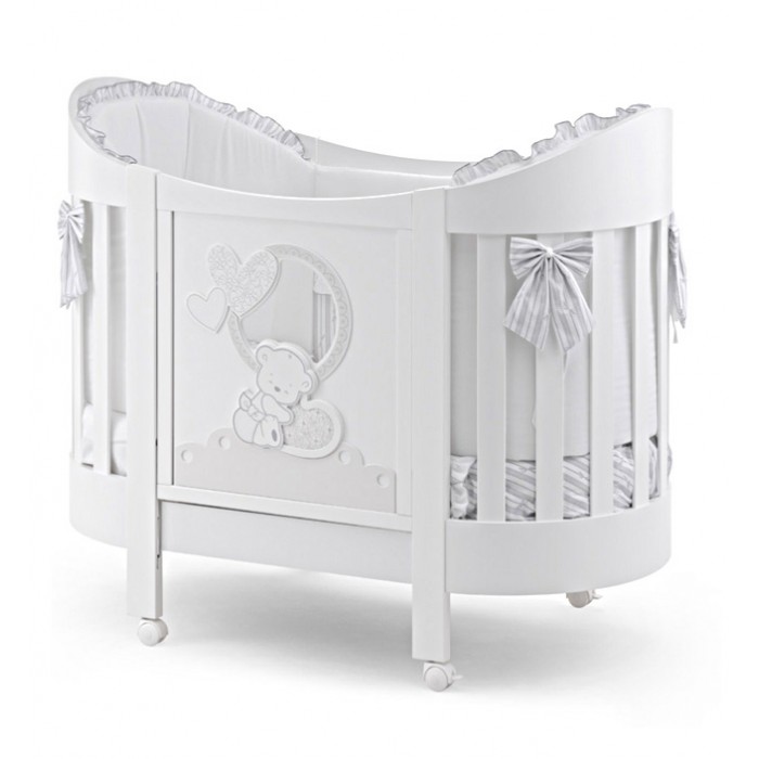 Детская кроватка Italbaby Love Oval с матрасом и комплектом белья из 4 предметов