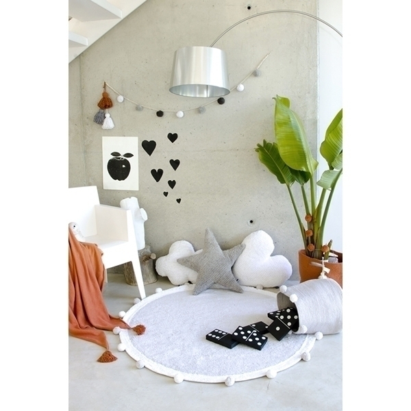 Ковер в детскую Lorena Canals с помпонами фото 16