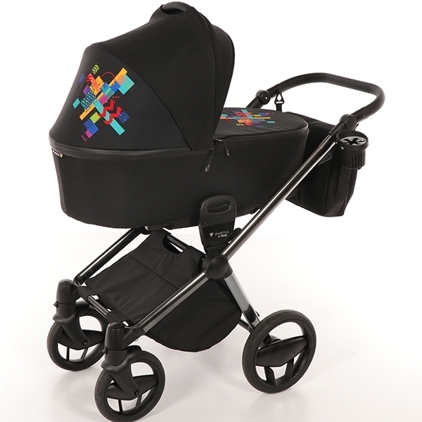 Детская коляска Invictus V-Plus 3 в 1 фото 3