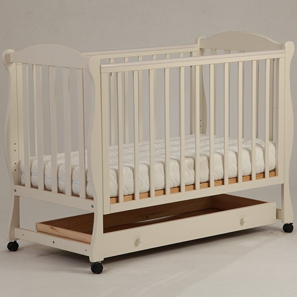 Фото Детская кроватка Кубаньлесстрой Кубаночка БИ 42.1, колесо + качалка, с ящиком, реальные фотографии клиентов | Коляски-Кроватки.Ру