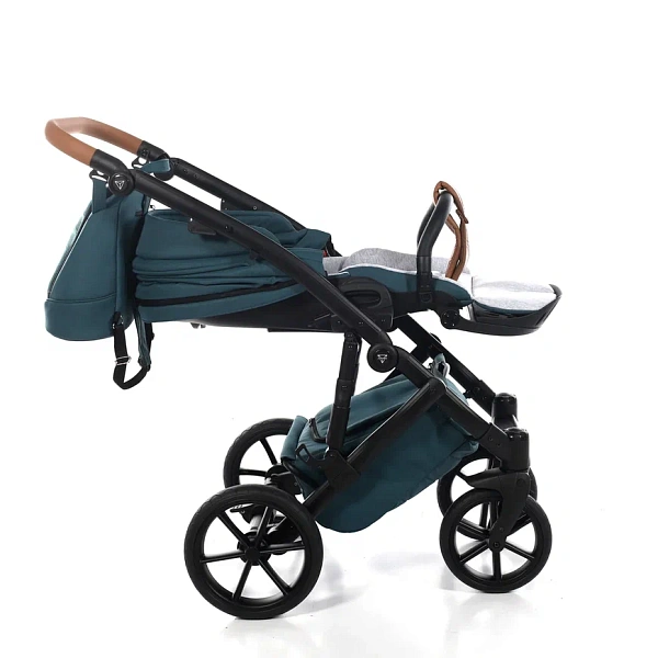 Детская коляска Junama Space 3 в 1 на черной раме фото 3