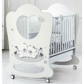 Детская кроватка Baby Expert Sogno, колесо + качалка Детская кроватка Baby Expert Sogno, колесо + качалка (Белый - Серый) — Фото