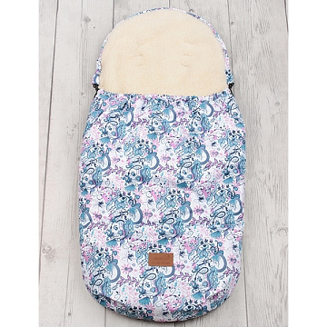 Универсальный меховой конверт AmaroBaby Little Traveller Вензеля 145х45 см