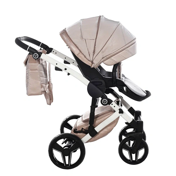 Детская коляска Junama Clermont 3 в 1 на белой раме фото 8