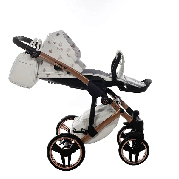 Детская коляска Junama Glow V2 3 в 1 на медной раме фото 21