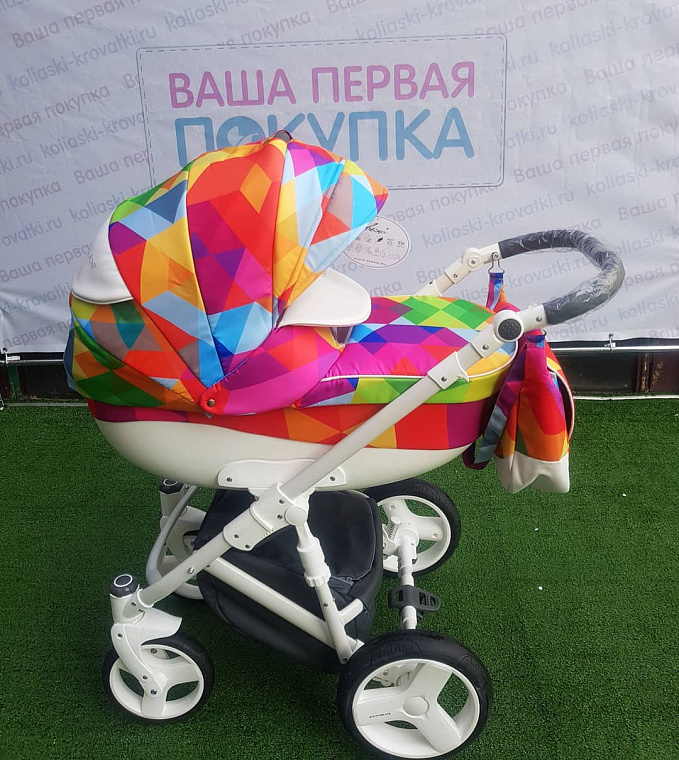 Детская коляска Bexa Cube 3 в 1 — архивное фото