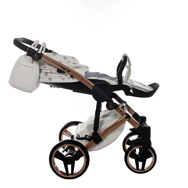 Детская коляска Junama Glow V2 3 в 1 на медной раме фото 22
